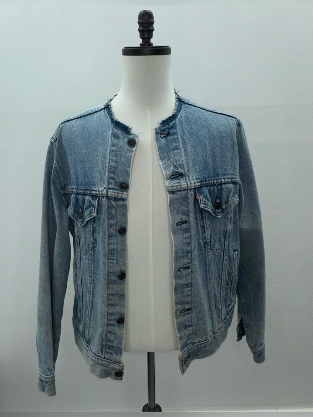 Vintage Reworked Levi's Denim Jacket Hand Painted Desert Steer Skull Mens Large - Picture 5 of 16